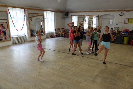 studujeme nové choreografie